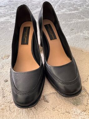 Donna Karan Black Leather Flats with Rounded Toe